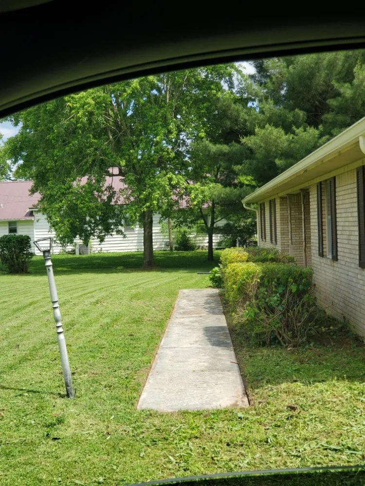 Reliable landscape design in Paducah, KY - Lawn Love Lawncare