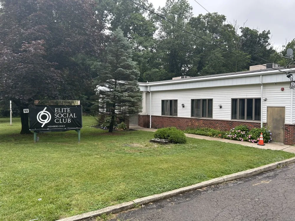 Trusted garden landscaping for beautiful yards in Willingboro, NJ by Lawn Lovers