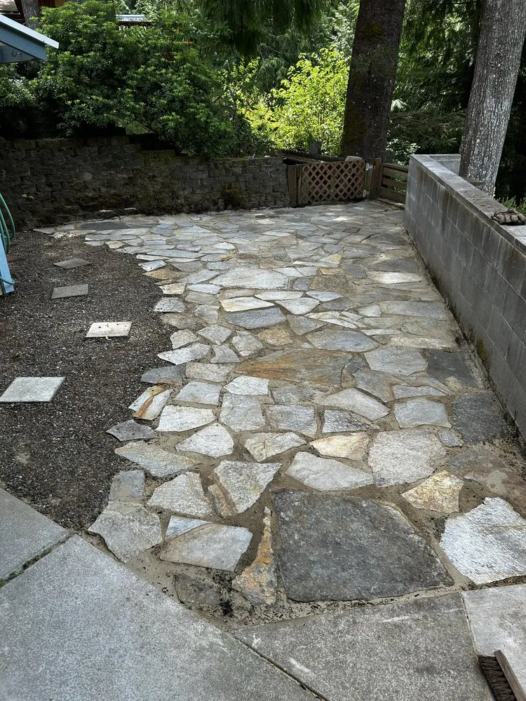 Reliable yard maintenance in Florence, OR - Lawn Luxe Pro