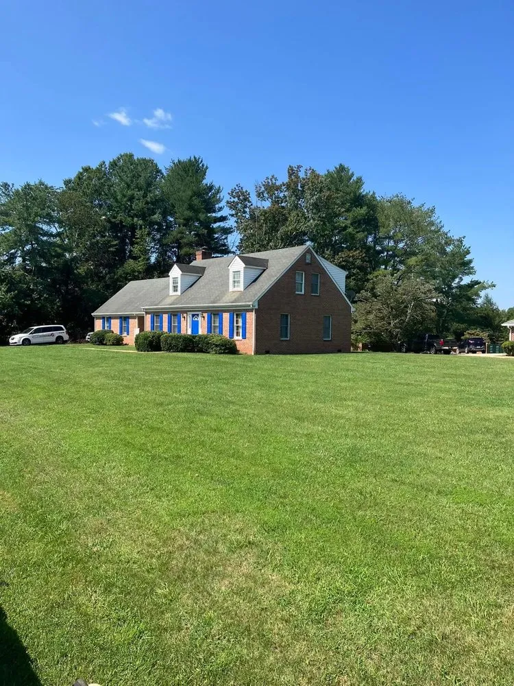 Custom lawn care service experts serving Conway, SC - Lawn Luxury Landscaping