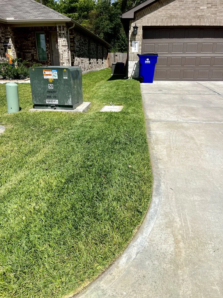 Local landscape design in Conroe, TX by Lawn Maintenance Chief