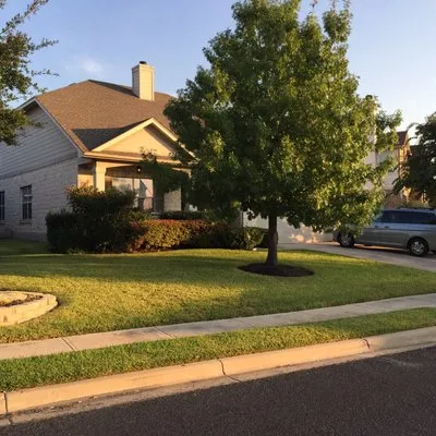 Lawn Maintenance Master Logo