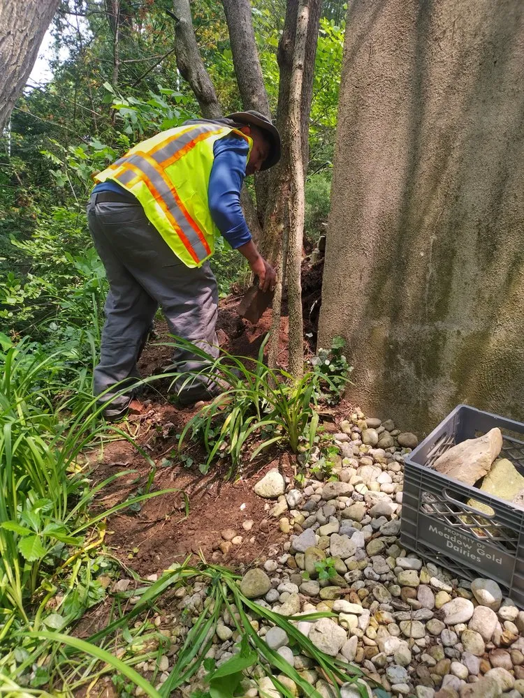 Trusted residential landscaping for year-round maintenance across Dayton, OH - Lawn Maintenance P & R