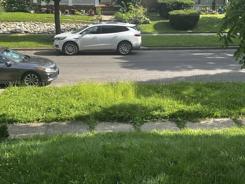 Trusted residential landscaping with custom design across Dayton, OH - Lawn Maintenance P & R