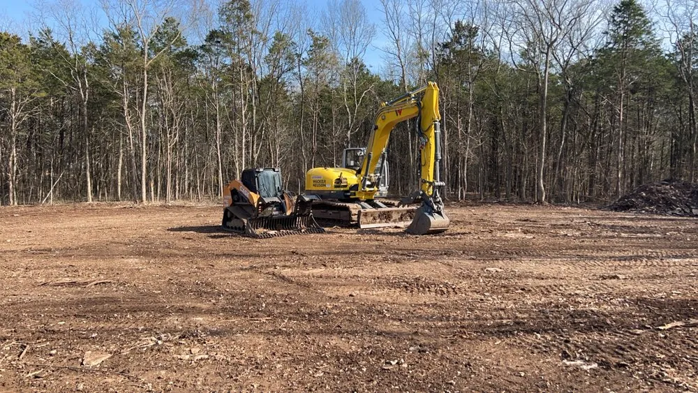 Reliable lawn mowing service for year-round maintenance across Lebanon, TN - Lawn Masters