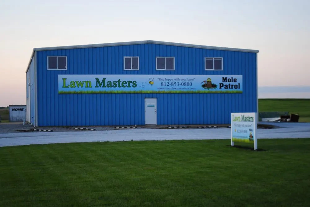 Professional yard cleanup service in Newburgh, IN by Lawn Masters