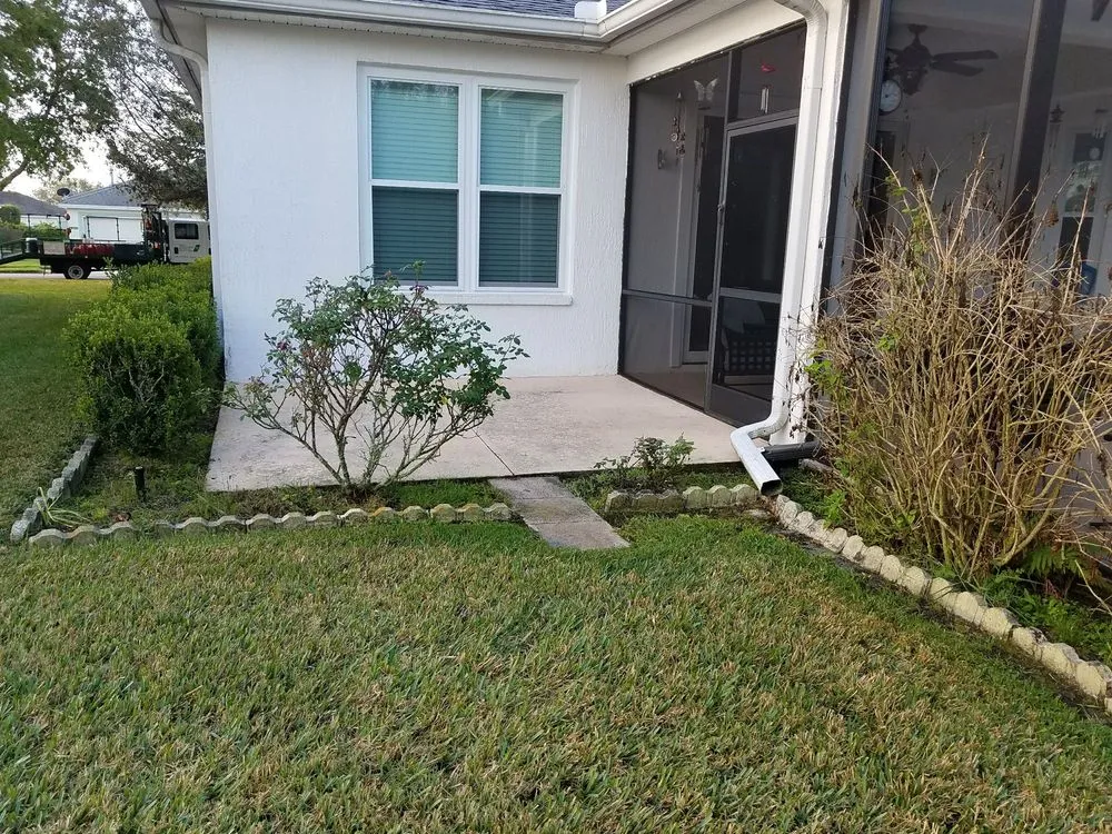 Expert lawn care service with custom design in Dover, FL by Lawn Medics