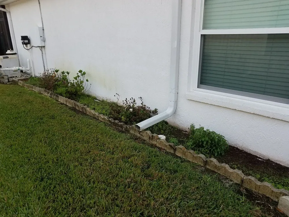 Reliable lawn care service experts serving Dover, FL - Lawn Medics