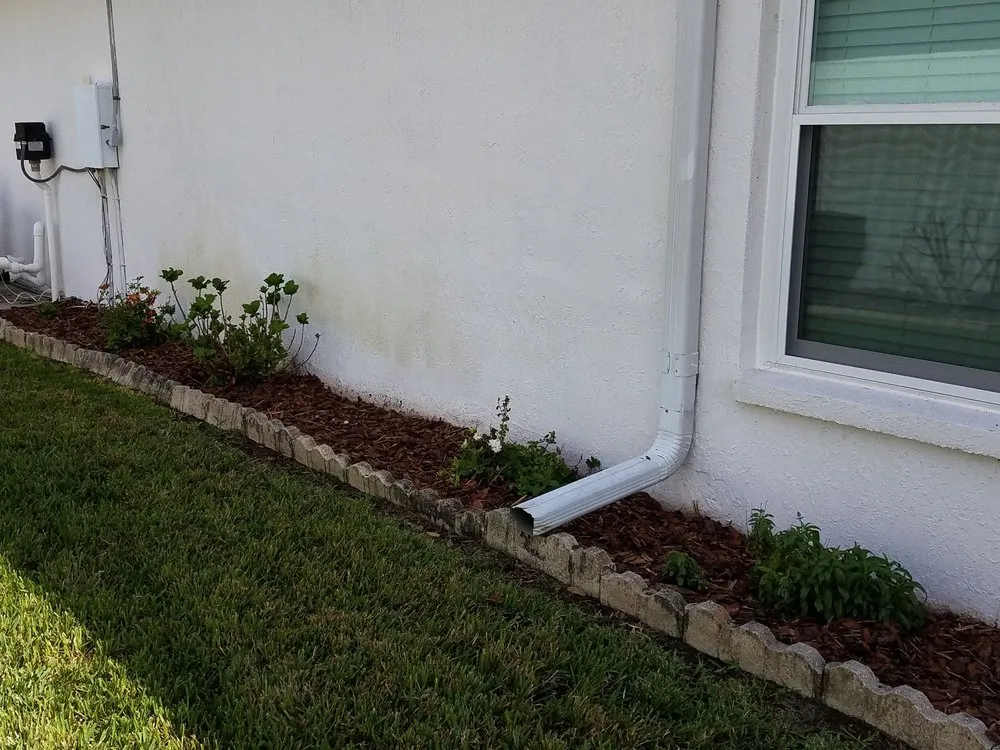 Affordable lawn care service in Dover, FL by Lawn Medics