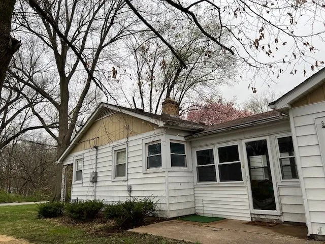 Reliable landscaping services in Belleville, IL by Lawn-Mex Professional