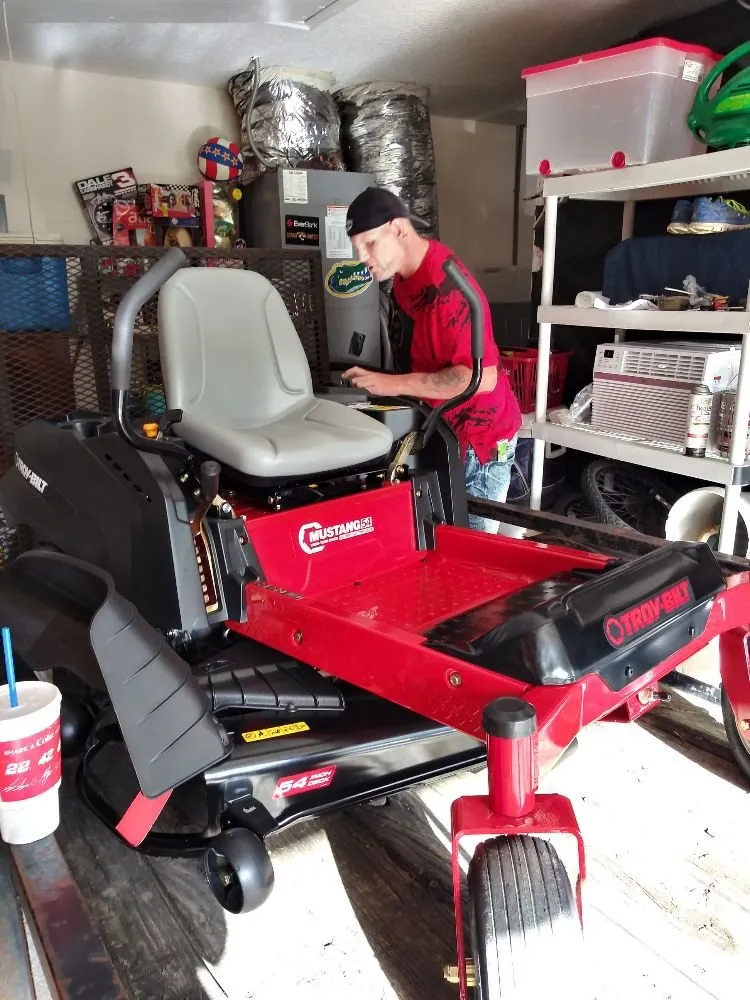 Top-rated yard cleanup service experts serving Fernandina Beach, FL - Lawn Miracles