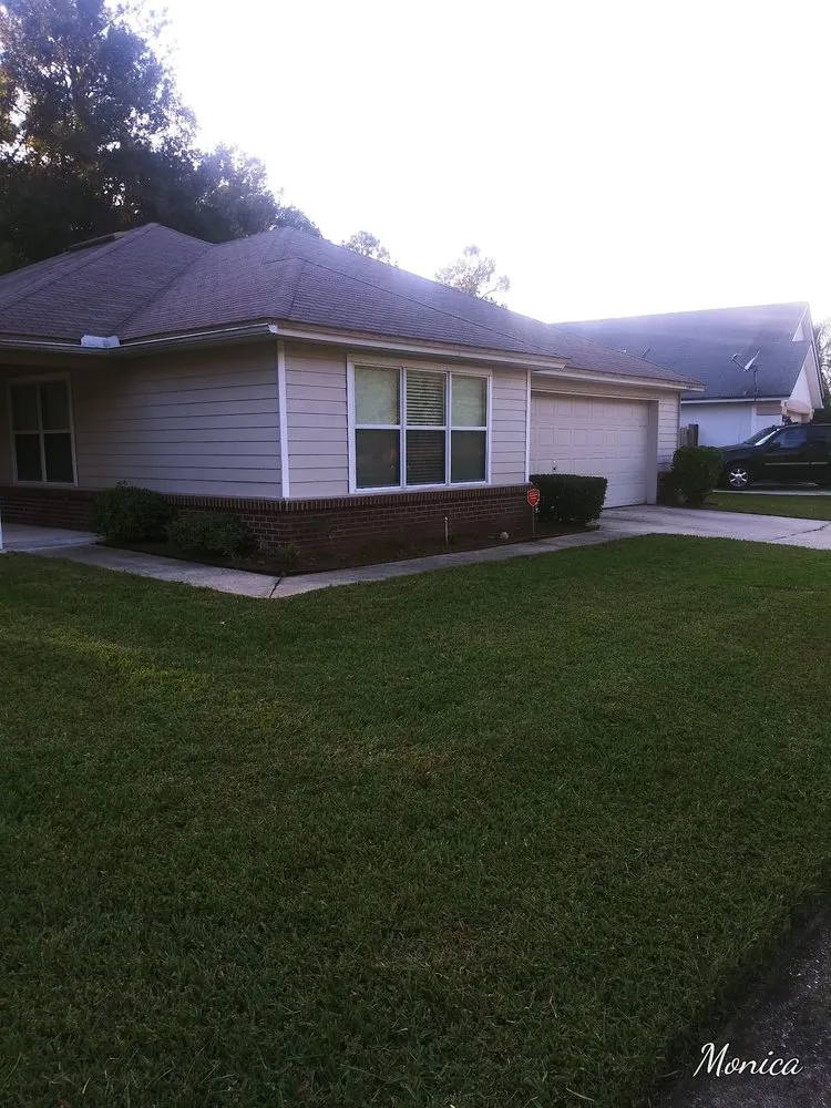 Local lawn care service in Fernandina Beach, FL by Lawn Miracles