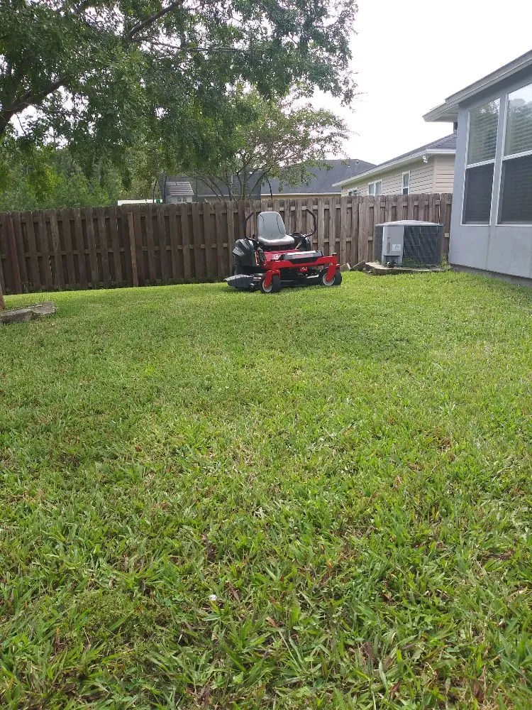 Expert residential landscaping in Fernandina Beach, FL - Lawn Miracles