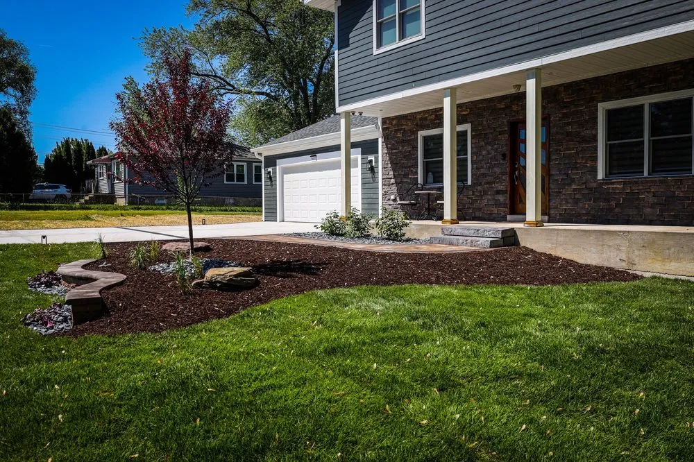 Top-rated yard cleanup service in Addison, IL by Lawn Mob Landscaping