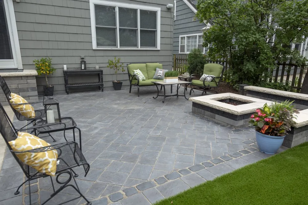 Top-rated yard maintenance in Villa Park, IL - Lawn Mob Landscaping