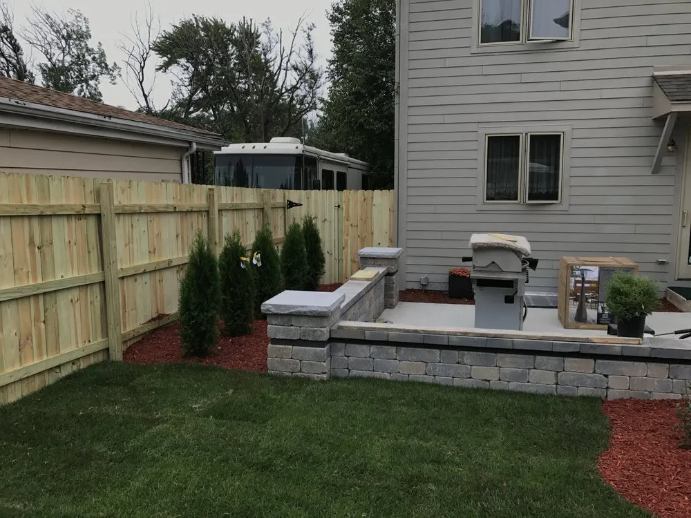 Trusted lawn mowing service experts serving Villa Park, IL - Lawn Mob Landscaping