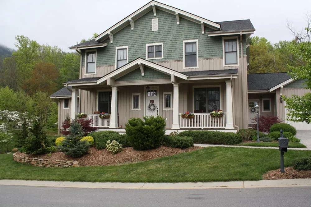 Affordable yard cleanup service in Weaverville, NC - Lawn-N-Order Landscaping