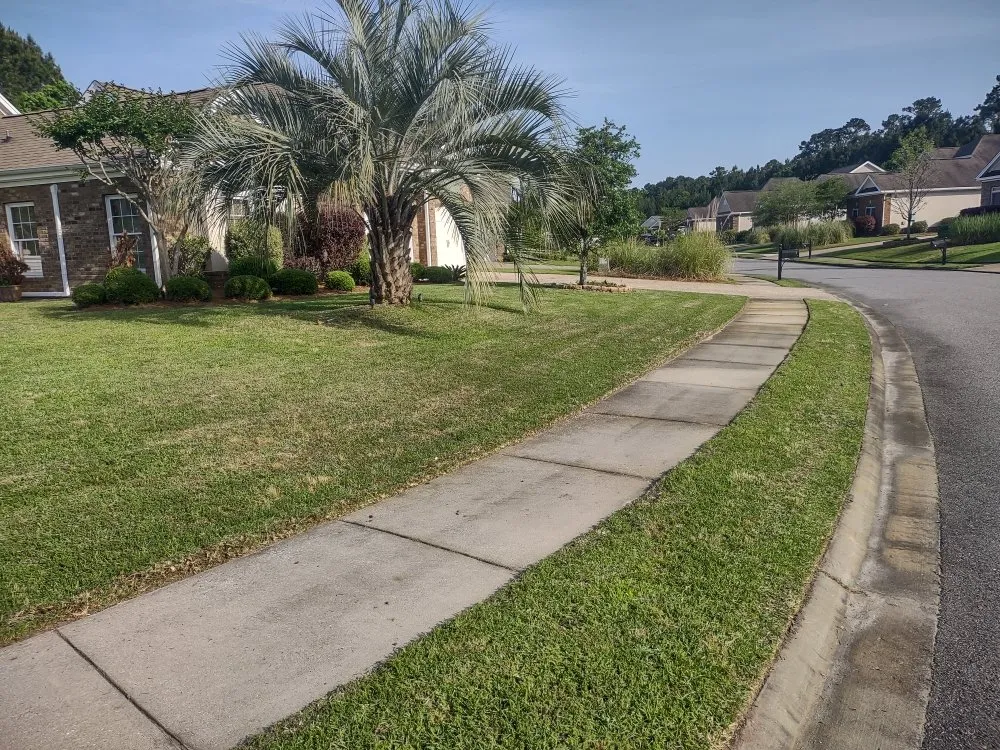 Trusted garden landscaping in Pooler, GA by Lawn N Order Special Clippings Unit