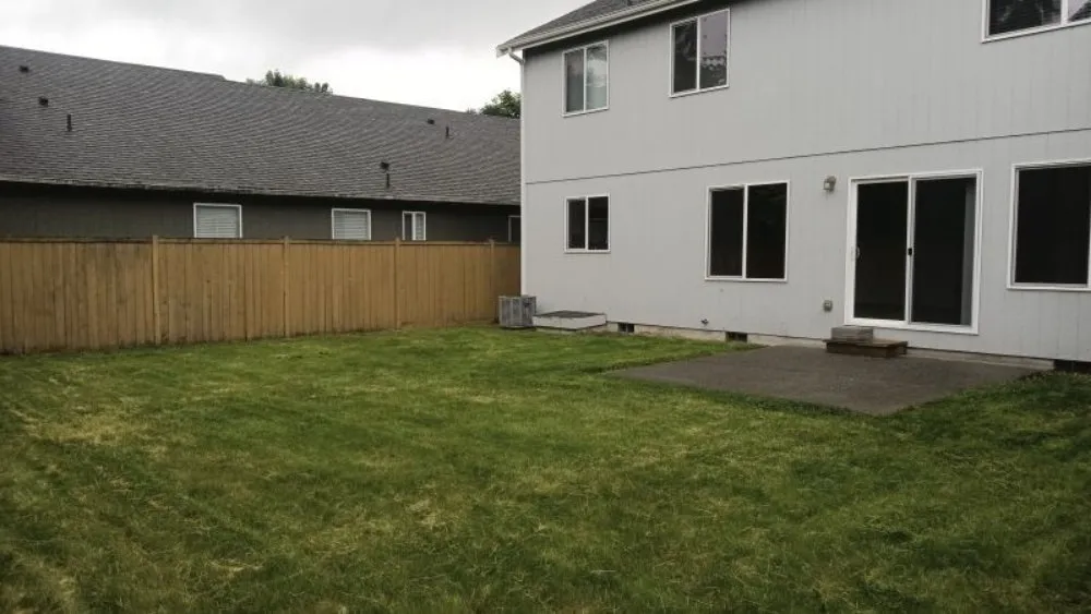 Affordable garden landscaping for residential properties in Longview, WA by Lawn order