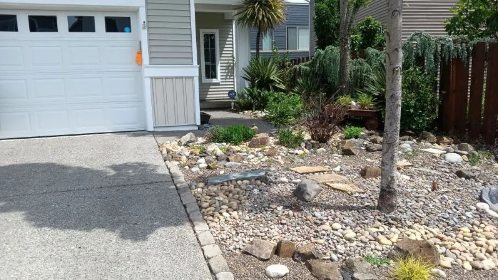 Local residential landscaping for residential properties in Longview, WA by Lawn order