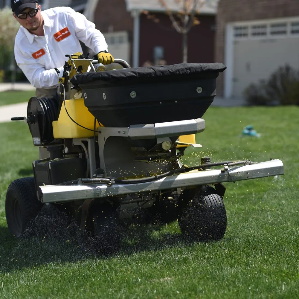 Custom yard cleanup service in West Bloomfield, MI by Lawn Pride of Bloomfield