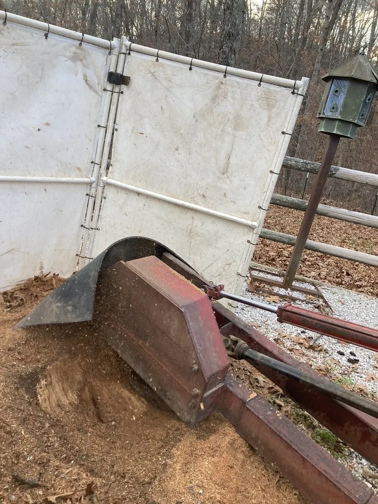 Reliable lawn care service experts serving Strafford, MO - Lawn Pride Stump Grinding