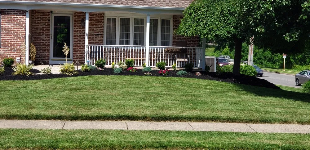 Custom lawn mowing service in Bucks, PA - Lawn Professionals