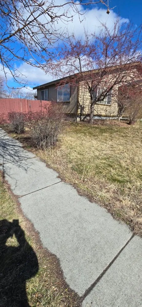 Professional yard maintenance in Bend, OR - Lawn Pro's