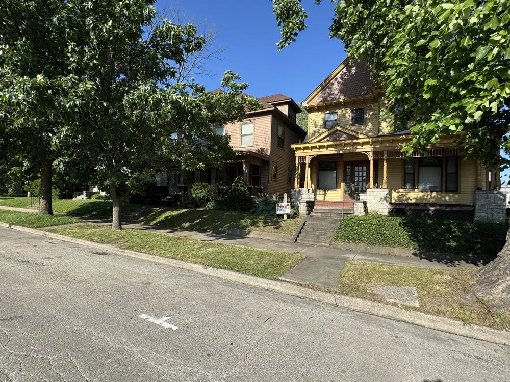 Affordable landscape design experts serving Springfield, IL - Lawn Ranger