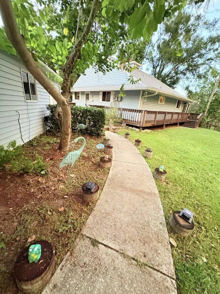 Affordable lawn mowing service experts serving Wesley Chapel, FL - Lawn Rangers