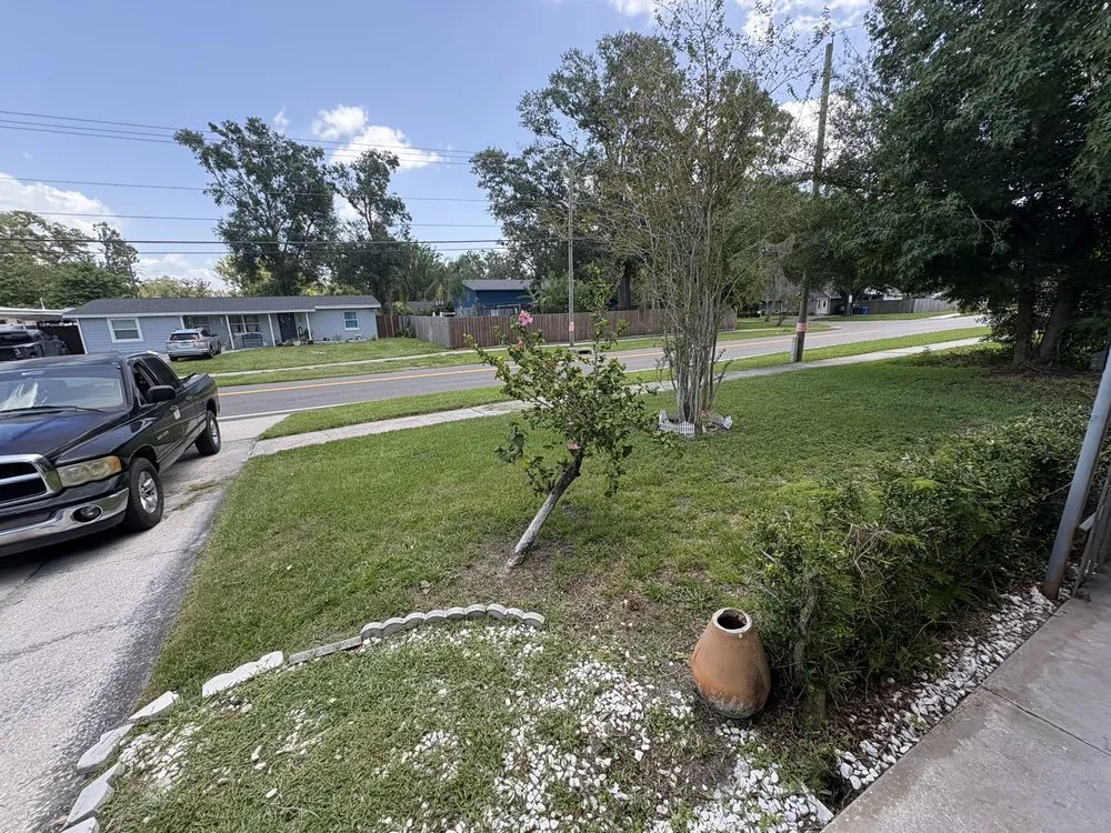 Custom residential landscaping in Wesley Chapel, FL by Lawn Rangers