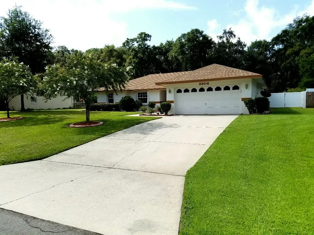 Top-rated landscape installation in Lakeland, FL by Lawn Rescue