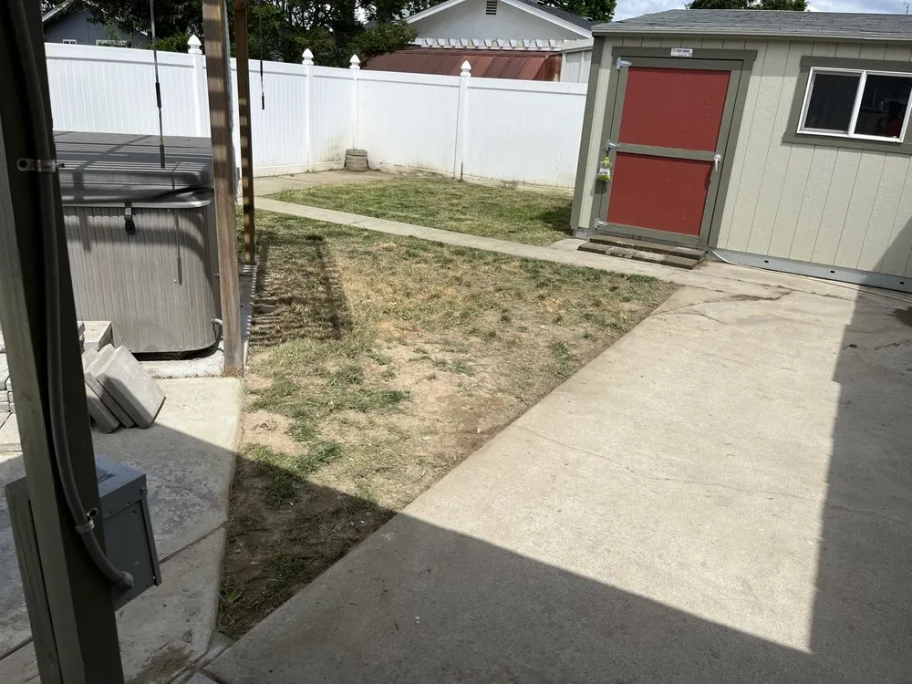 Trusted yard maintenance in Livingston, CA by Lawn Rescuerz