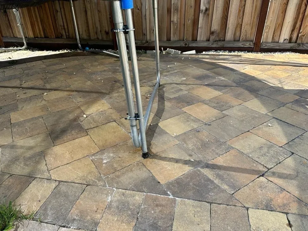 Local yard maintenance experts serving Livingston, CA - Lawn Rescuerz