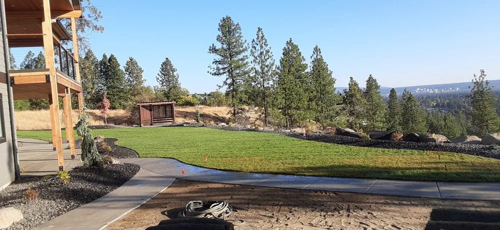 Professional lawn care service near you across Airway Heights, WA - Lawn Salawn