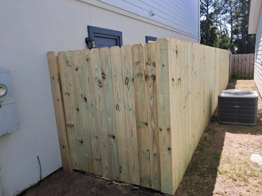 Trusted lawn mowing service in Panama City, FL - Lawn Salawn