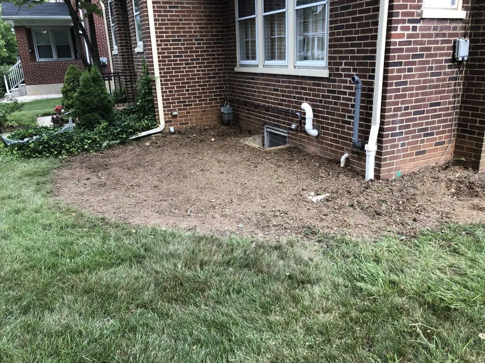Reliable yard maintenance in Fayetteville, PA - Lawn Service Deluxe