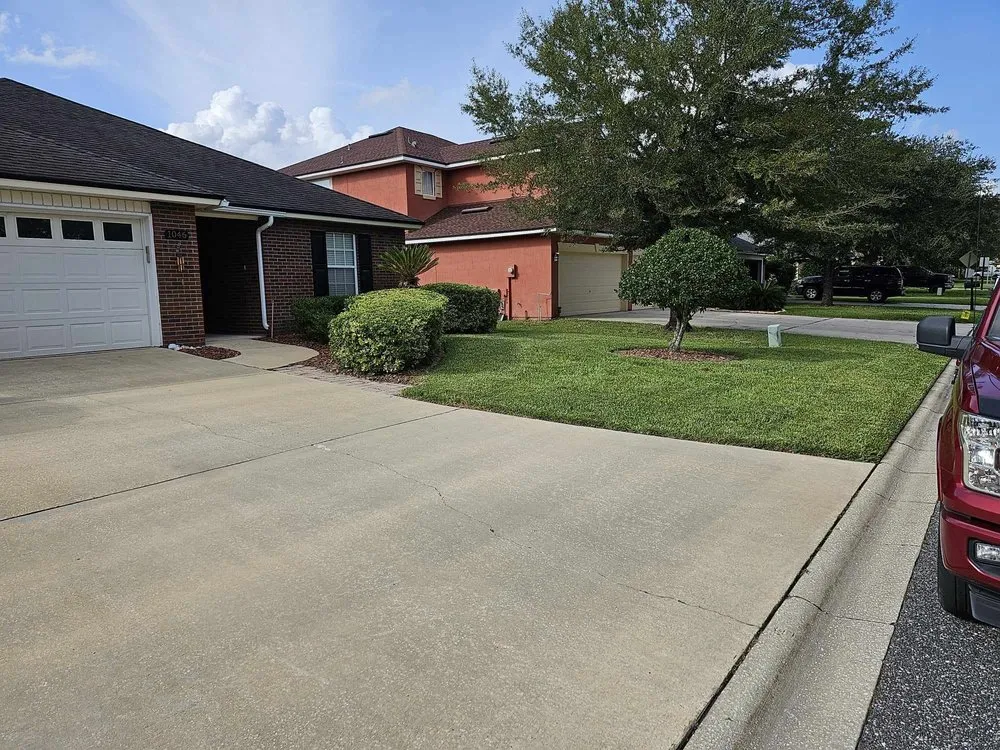 Custom landscaping services in Green Cove Springs, FL by Lawn Service Near Me