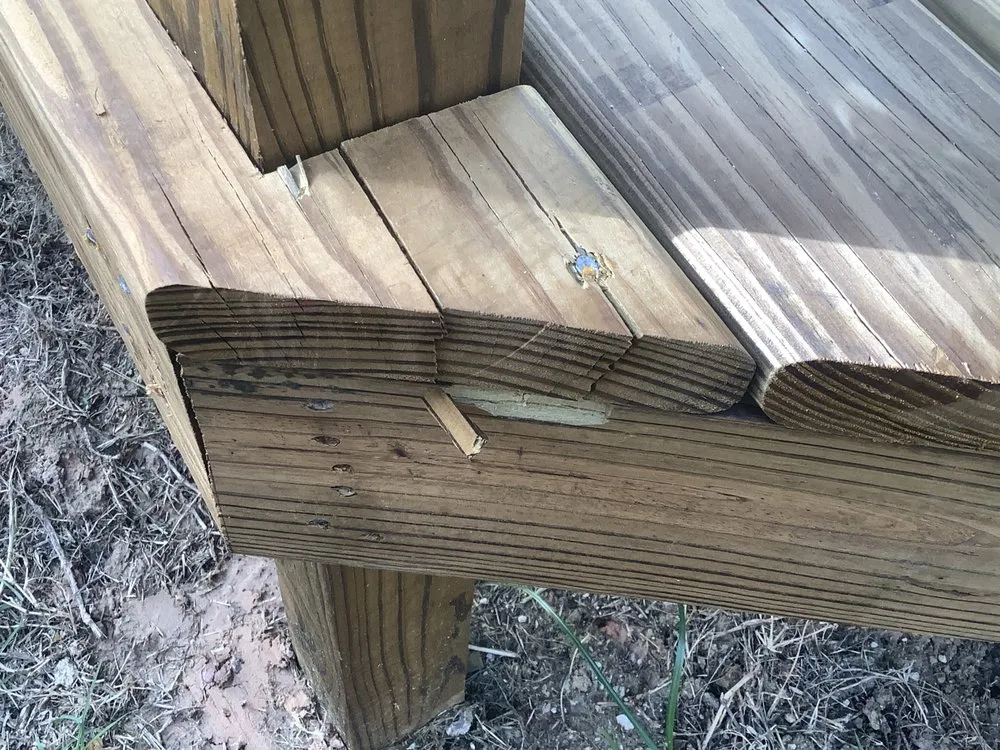 Top-rated lawn care service in Galveston, TX by Lawn Services Of Galveston