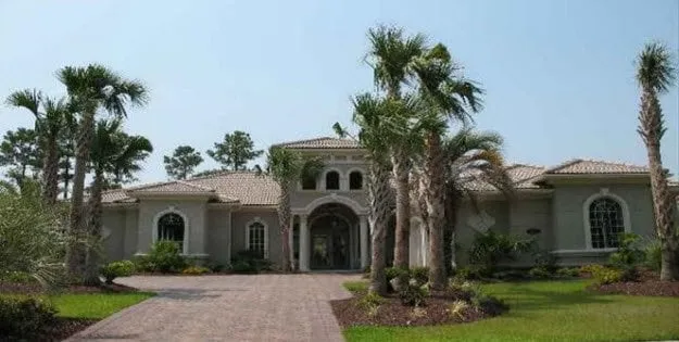 Top-rated residential landscaping experts serving Myrtle Beach, SC - Lawn Shark Landscaping