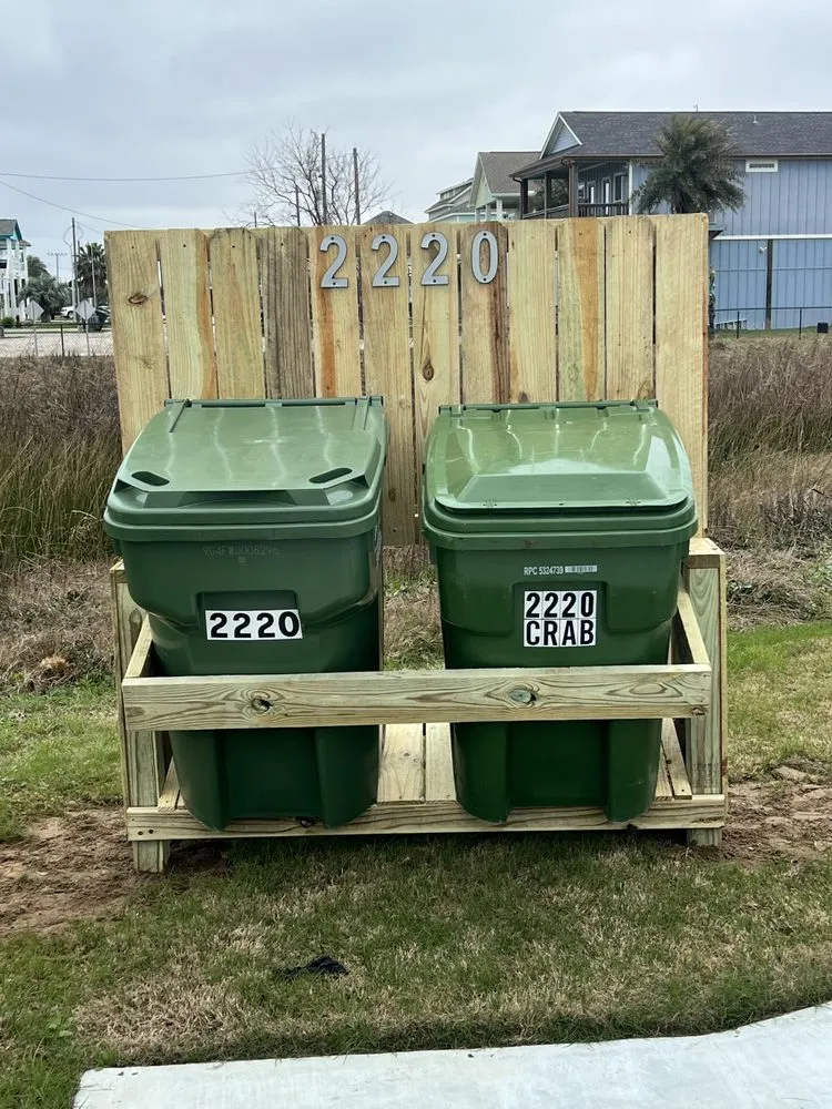 Affordable yard cleanup service experts serving Bolivar Peninsula, TX - Lawn Sharks