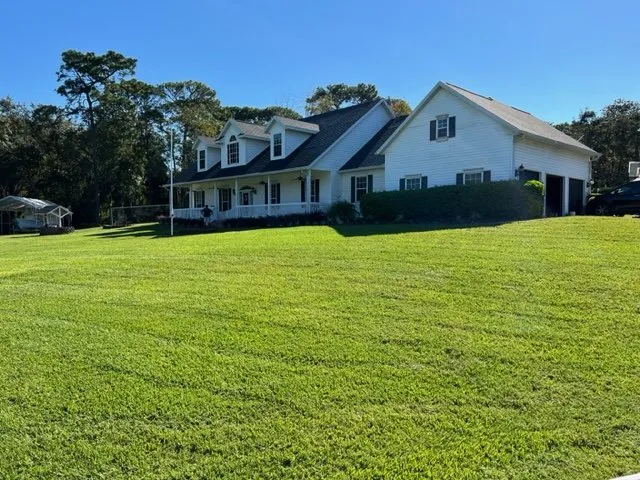 Local yard cleanup service in Hudson, FL - Lawn Spa