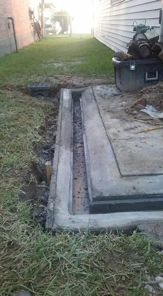 Expert yard cleanup service for outdoor upgrades in Onalaska, TX by Lawn Squad & Hurlin Wood