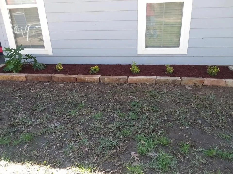 Custom yard maintenance for beautiful yards in Onalaska, TX by Lawn Squad & Hurlin Wood