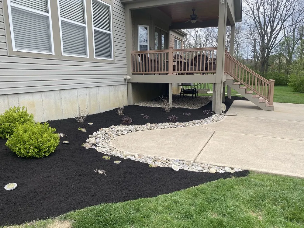 Expert garden landscaping in Mason, OH by Lawn Stars 513
