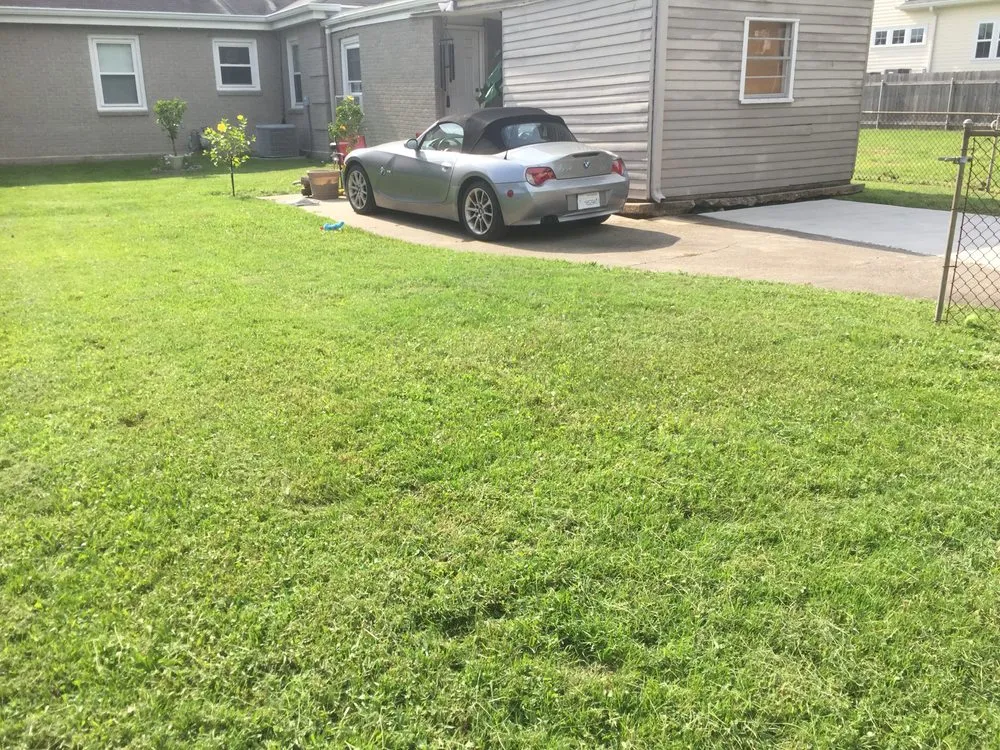 Local lawn care service in New Orleans, LA by Lawn Stars