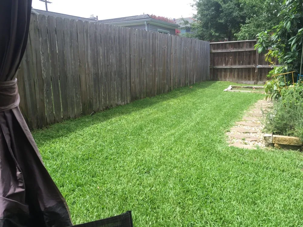 Affordable outdoor landscaping for year-round maintenance in New Orleans, LA by Lawn Stars