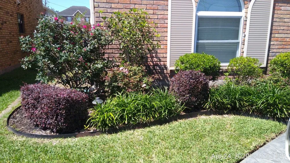 Custom landscaping services experts serving New Orleans, LA - Lawn Stars