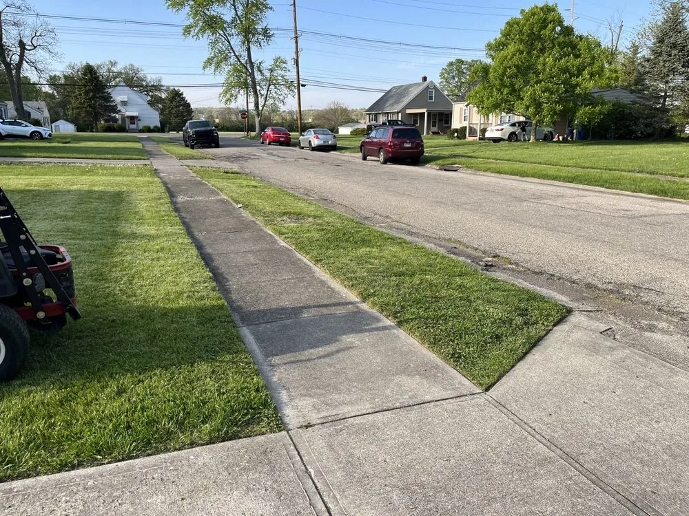 Affordable landscape installation for year-round maintenance across Hamilton, OH - Lawn Starz