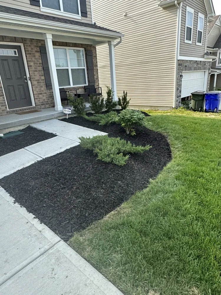 Professional landscape installation experts serving Hamilton, OH - Lawn Starz